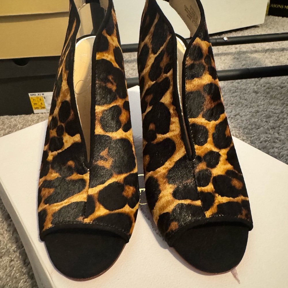 Jessica Simpson Black and Brown Wedge Shoes